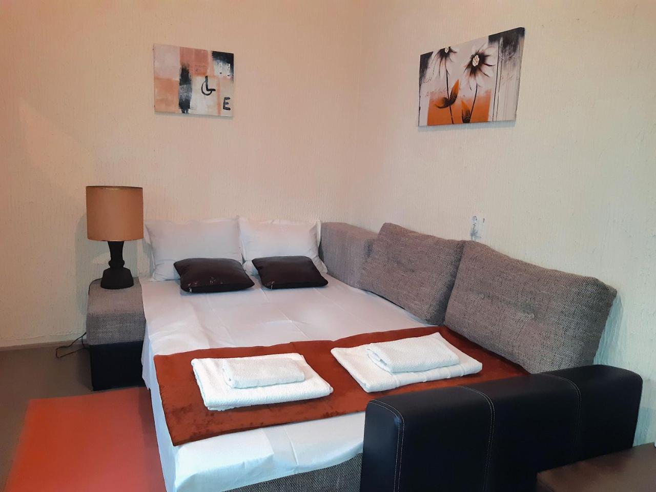 Jelena Apartment Belgrado Esterno foto